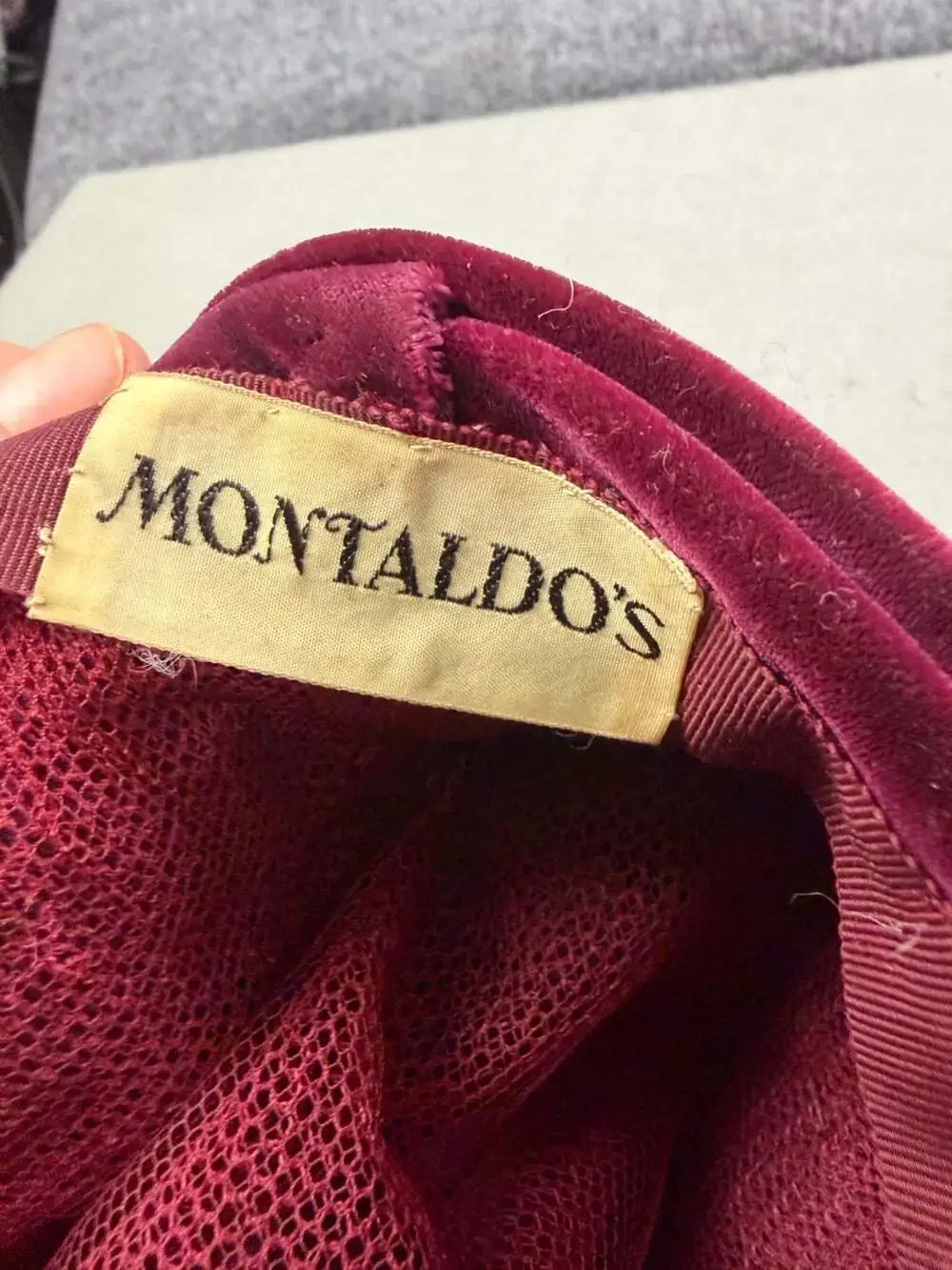 1960s Montaldo's Burgundy Velvet Turban Hat Ruched Cloche Vintage